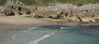 Rural apartment El Hospital de Villahormes for 4 people