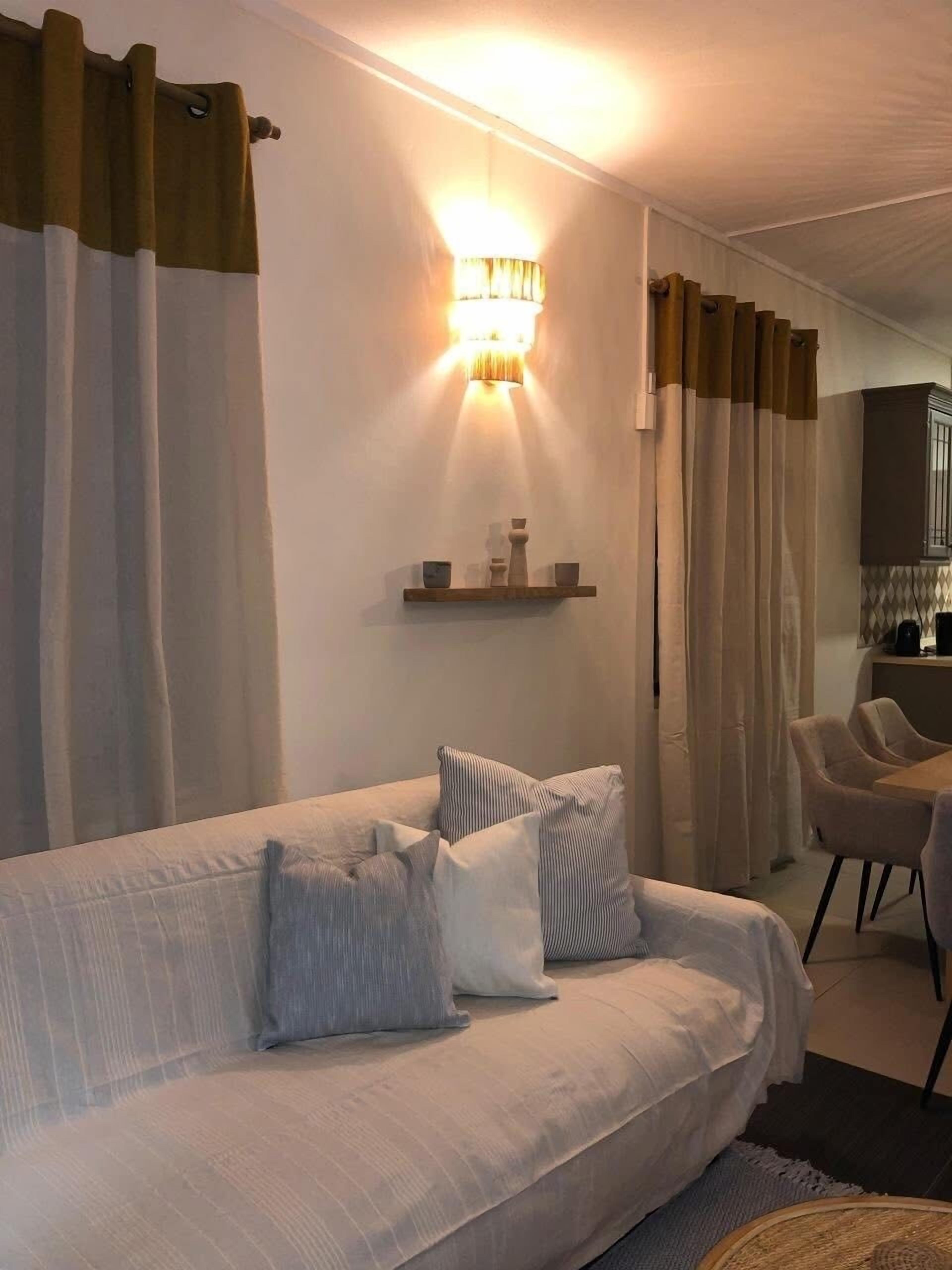 電視、DVD 播放機、音響