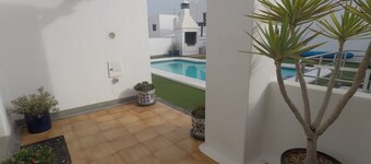Fabulous Detached Villa in Premier Location, Full Air Con, Heated Pool, Wi-Fi +