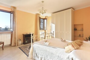 4 Schlafzimmer, Bügeleisen/Bügelbrett, Reisekinderbett, kostenloses WLAN