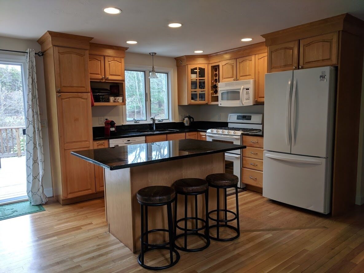 Stroll to Nickerson, Cape Cod Rail Trail, Ocean/Pond Beaches, and Cobie's!