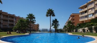Luxury penthouse Private rooftop terrace Free WiFi Centralized AC Ideal location