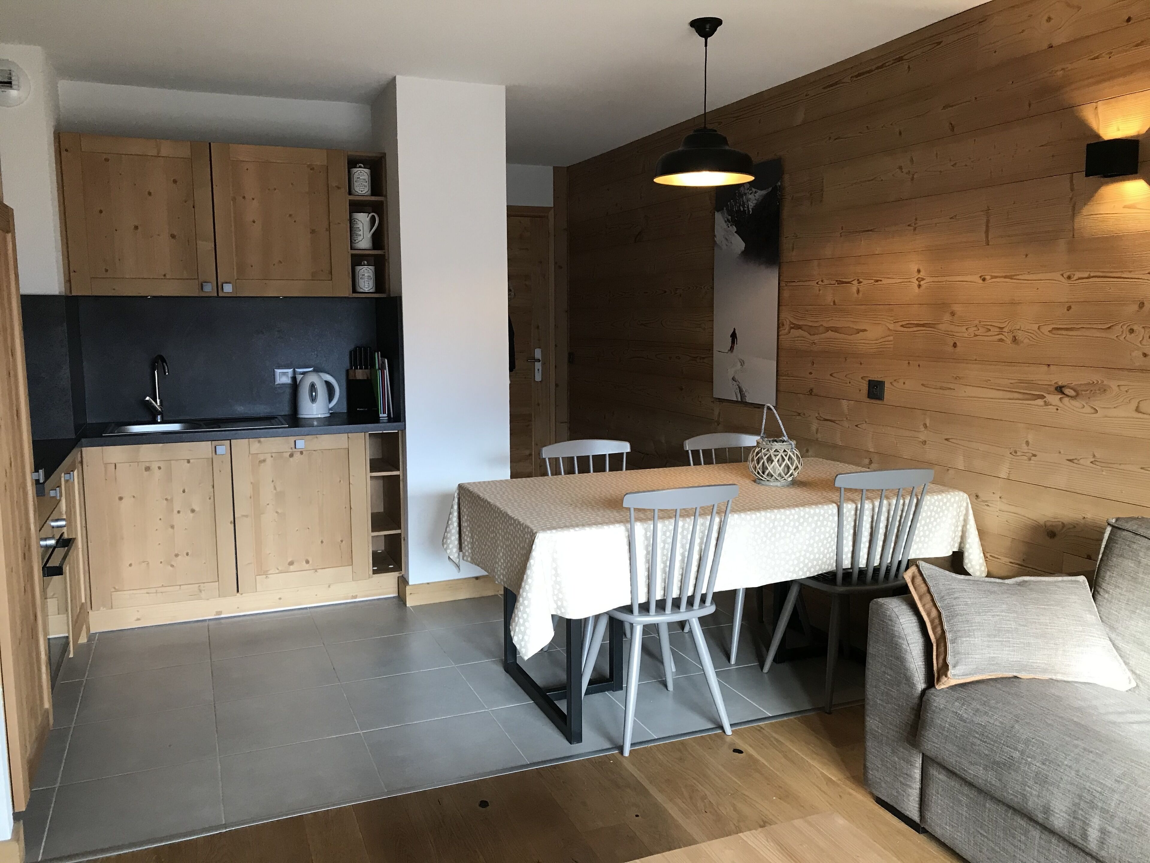 Luxury 2 Bedroom Apartment with a view of Mont Blanc