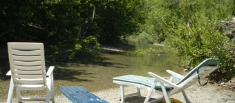 Apartment in country villa with garden, beach, relaxation area, WiFi