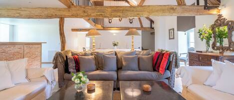 TV, fireplace, DVD player