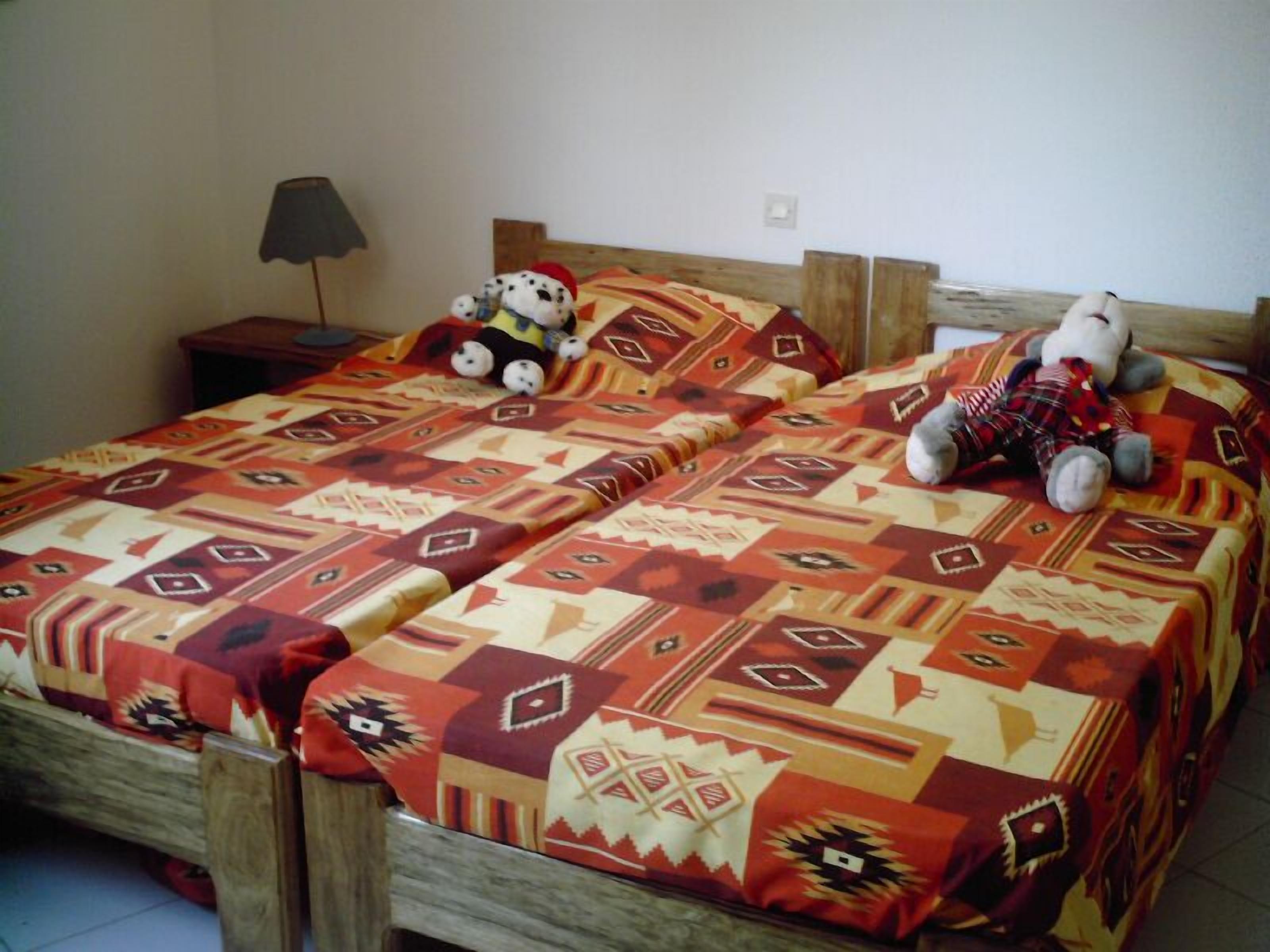 4 bedrooms, in-room safe, iron/ironing board, travel crib