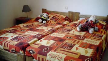 4 bedrooms, in-room safe, iron/ironing board, travel crib