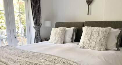 A luxury place to work, rest and explore Sussex and Kent.