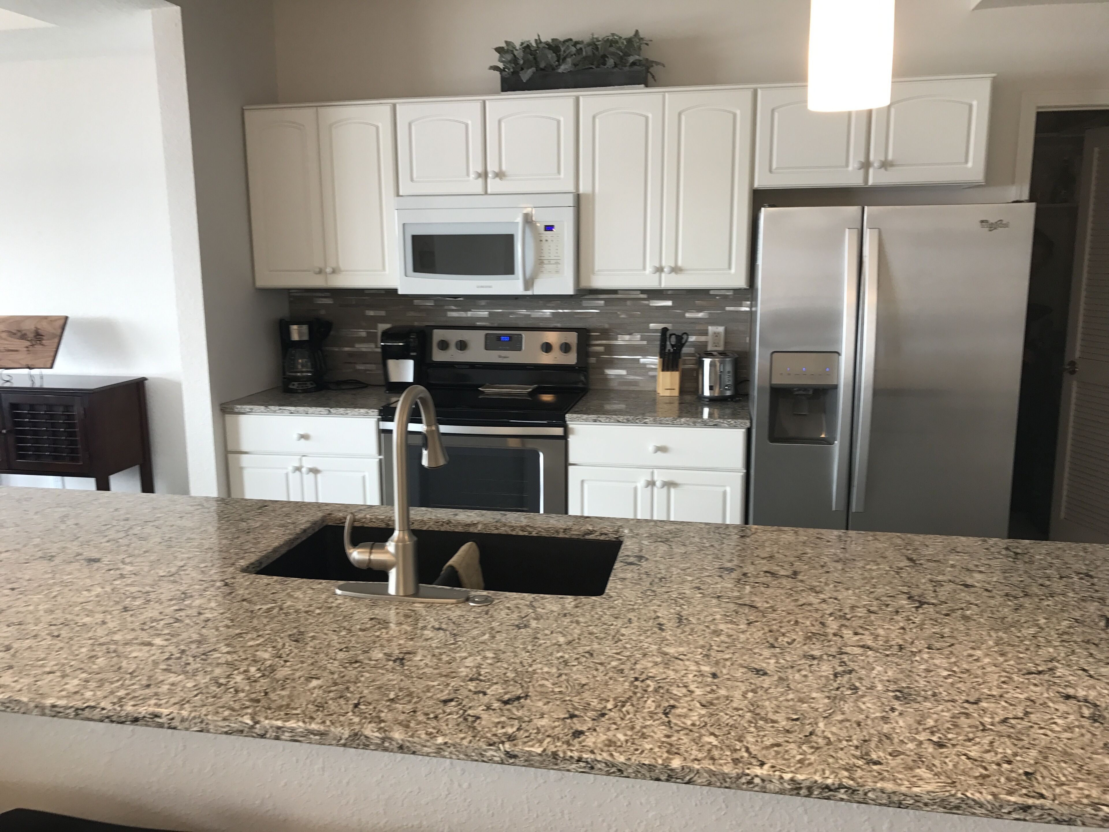 Beautiful Main Channel Lake View at the Palisades