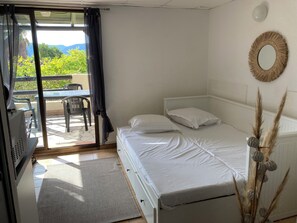 1 dormitorio, wifi, ropa de cama