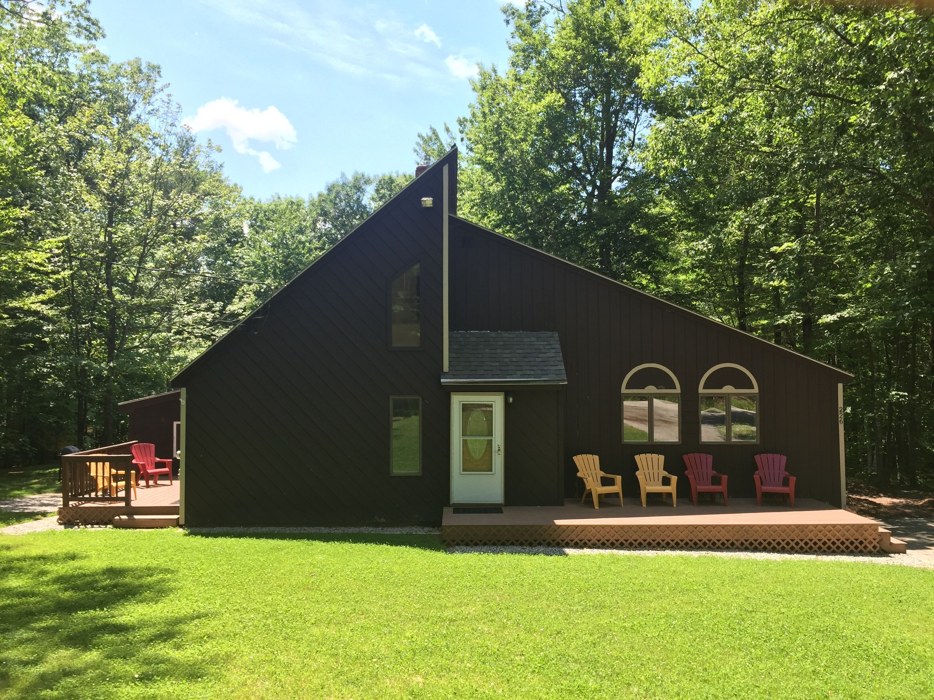 4 Bed – 2 Bath Rental House in the heart of the Mount Washington Valley!!!!