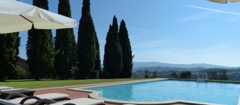 Ombrie frontiĂšre Podere Tresa et la Toscane pour les familles et groupes d'amis