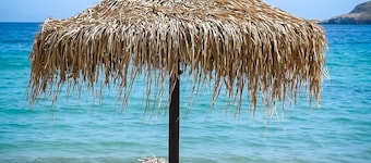 Gorgeous 2 bedroom apartment with sea views in Drios,  near Golden Beach.