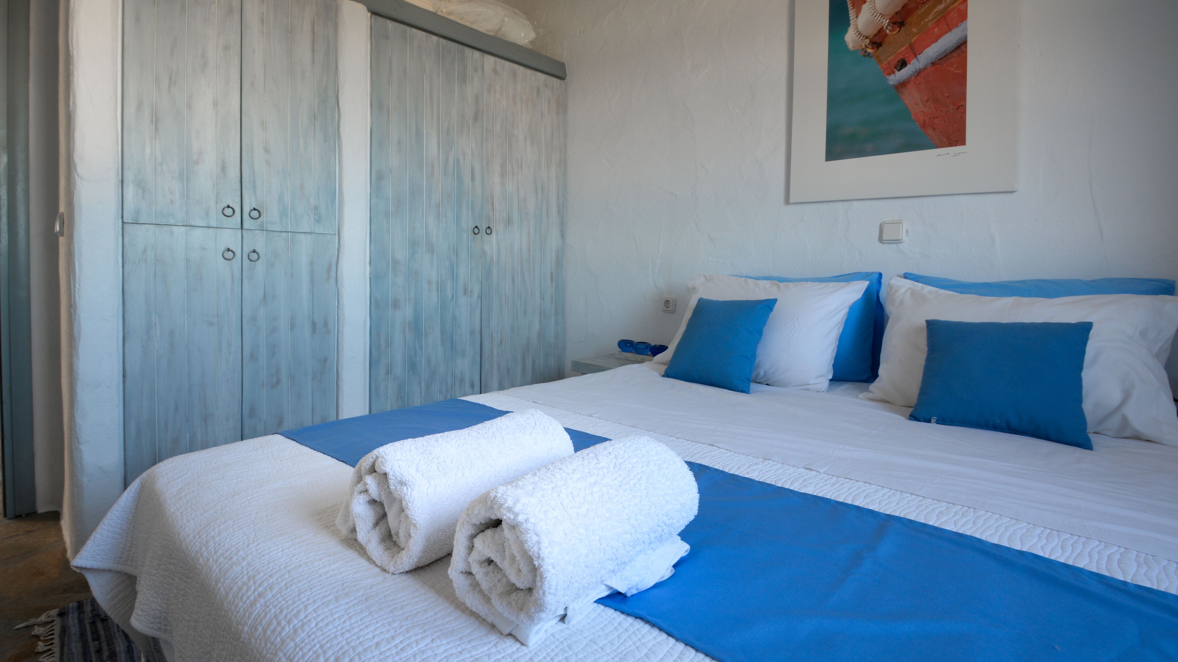 Gorgeous  2 bed house / apartment with sea views in Drios,  near  Golden Beach