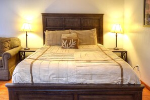 1 bedroom, internet, bed sheets