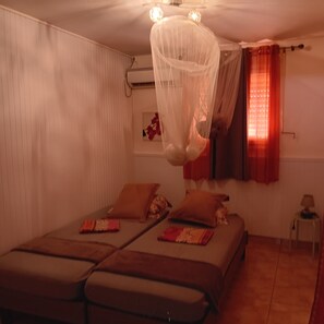 2 slaapkamers, een strijkplank/strijkijzer, wifi, beddengoed