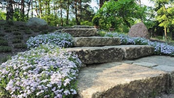 Enceinte de lâhĂ©bergement