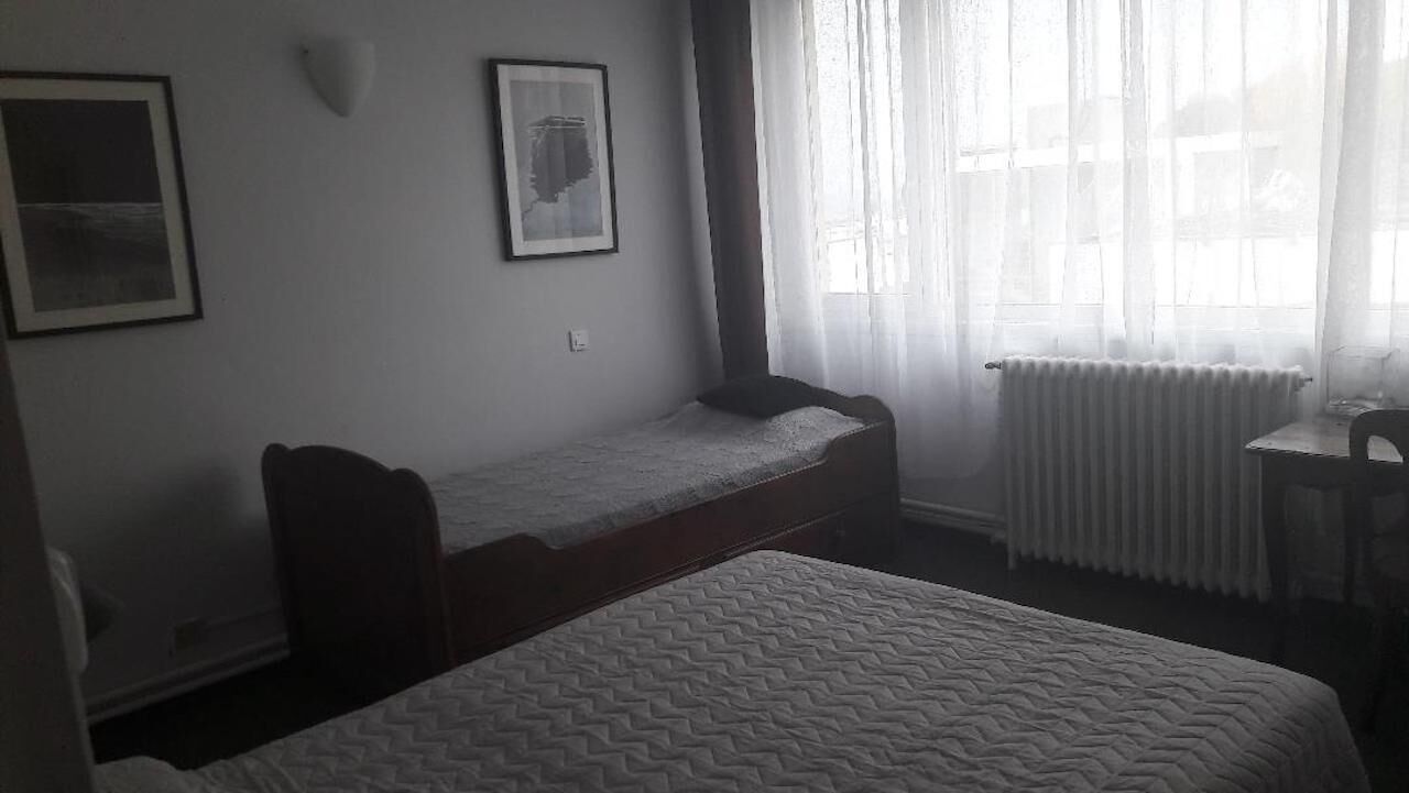 T3 with terrace, sea view, hyper center biarritz, old port, 20m from the beach.