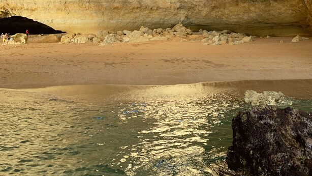 A natural rock formation with a cave entrance and a sandy beach. - Luxury villa with private pool, seaview, 2300qm (Alvor)