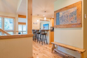 Townhome, 3 Bedrooms | Interior