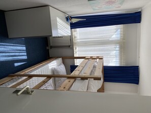 3 bedrooms, travel cot, free WiFi