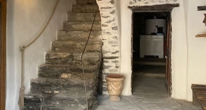 Magnifique Appartement dans Bergerie ancienne. Coup de cĆur assurĂ©