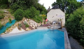 Utomhuspool