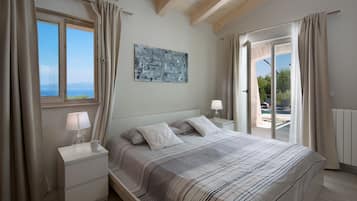 4 chambres, fer et planche à repasser, lit parapluie, Wi-Fi gratuit