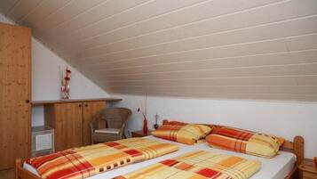 2 chambres, fer et planche Ă repasser, Wi-Fi gratuit, draps fournis