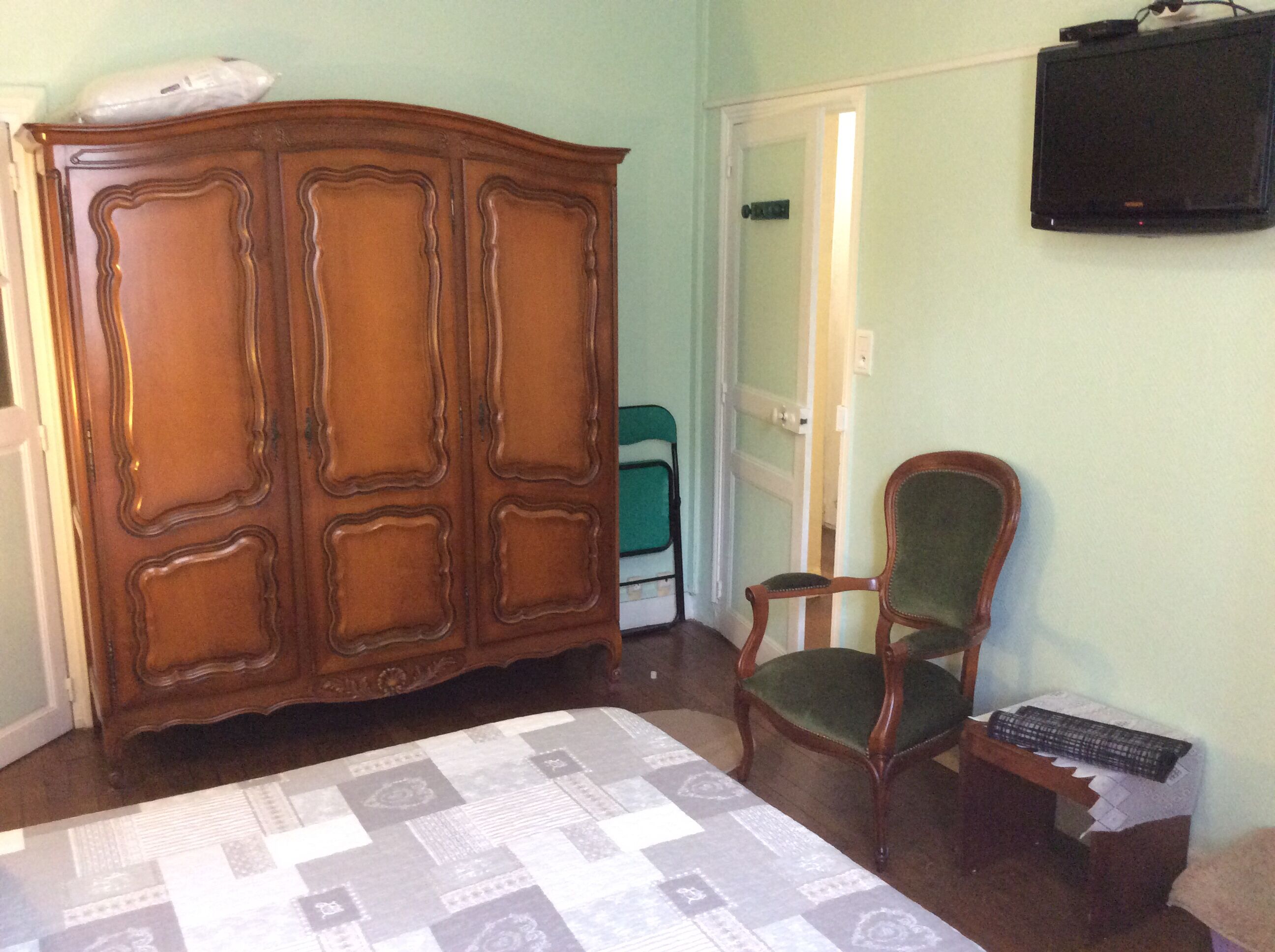 House located at the heart of Auxerre, very quiet, very good accommodations