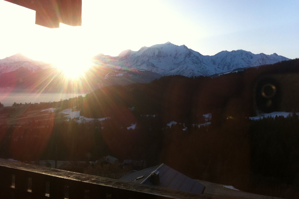 Studio 4 people - superb view of Mont Blanc