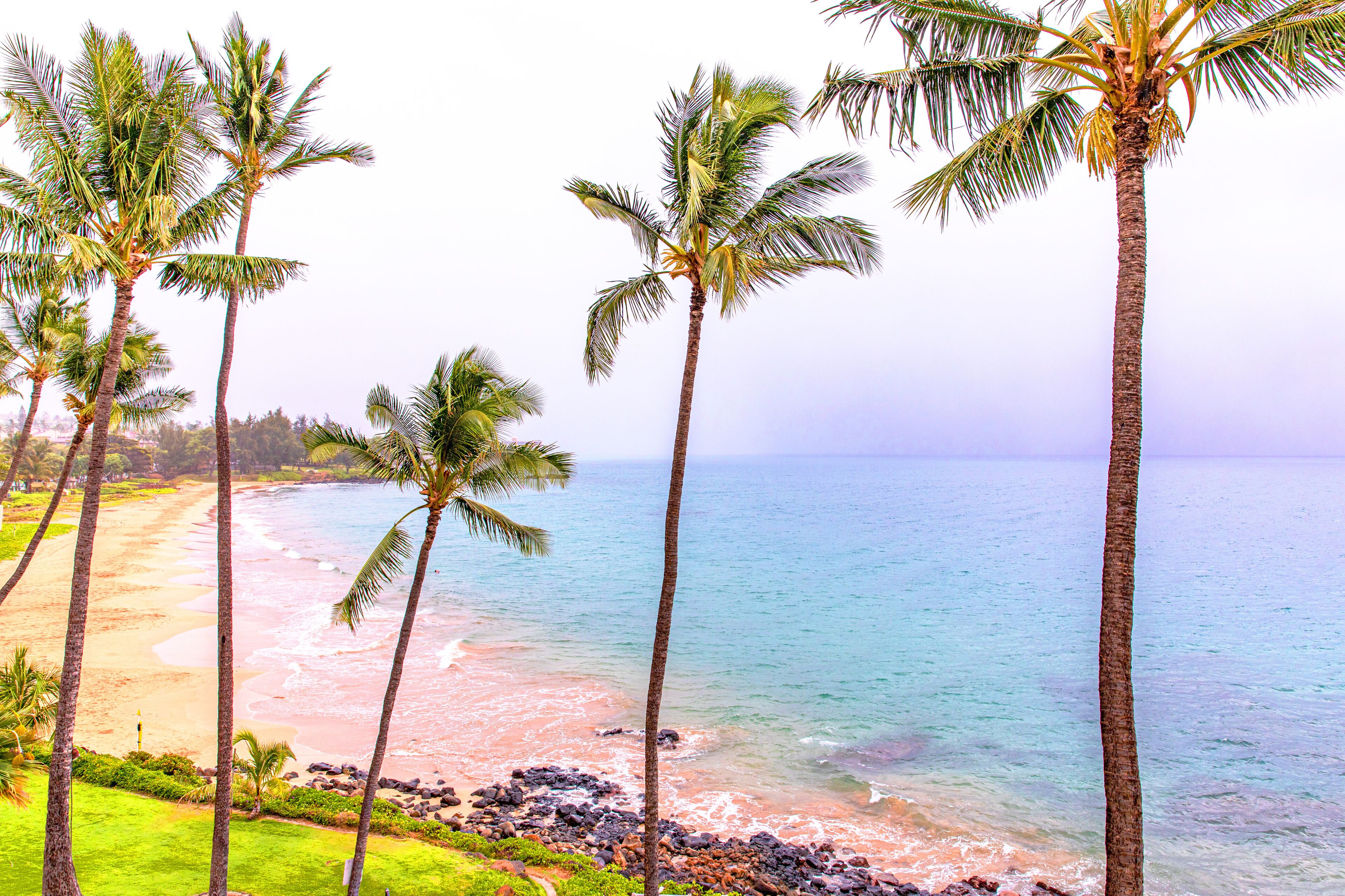 BEST LOCATION*Across Street from Beaches and more!