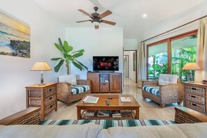 1 bedroom, iron/ironing board, WiFi, bed sheets - Villa #3 - Isla Retreats | Tropical Gardens + Pool (Isla Mujeres)