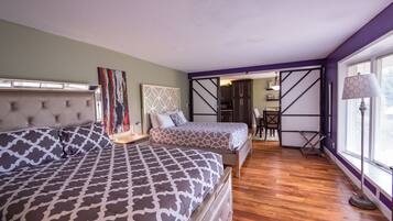 5 dormitoris, planxa i posts de planxar, wifi i roba de llit