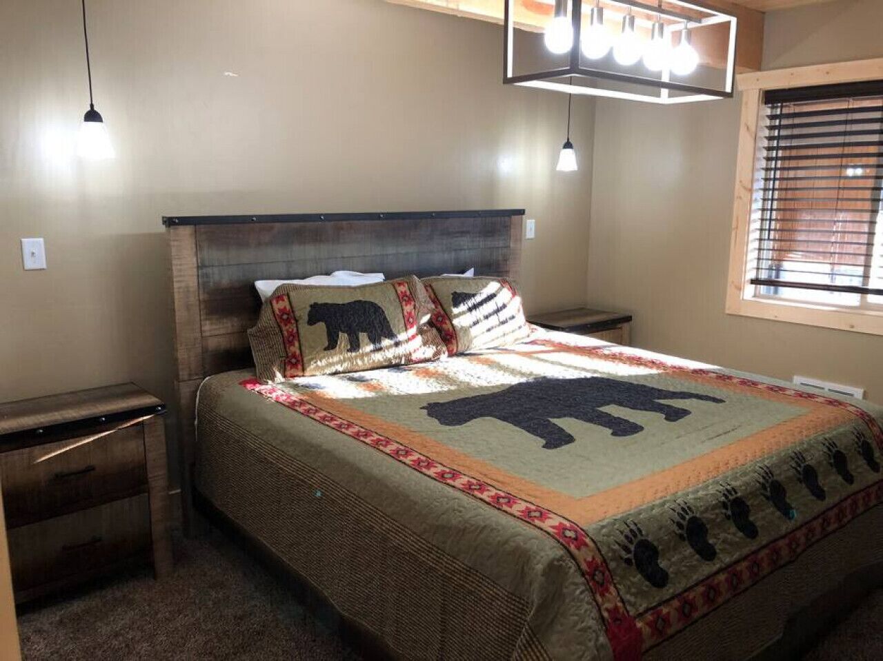 4 bedrooms, free WiFi, bed sheets