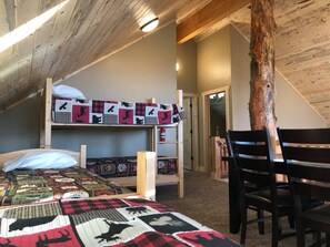 4 chambres, accès au Wi-Fi (inclus), literie fournie