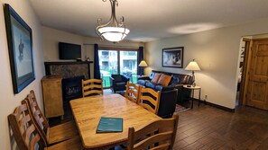 TV, fireplace, DVD player