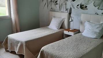 2 bedrooms, iron/ironing board, travel crib, free WiFi