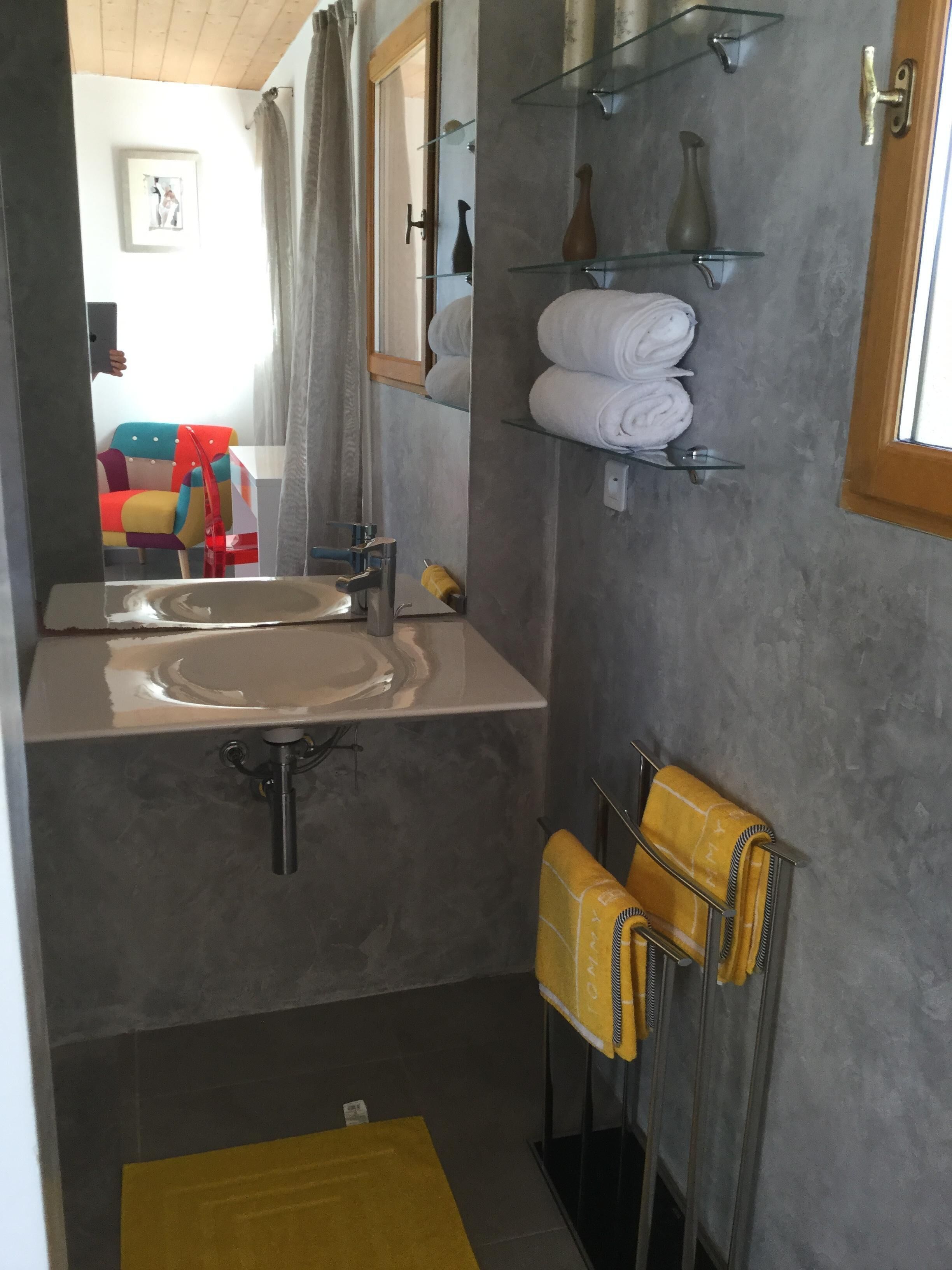 Give yourself a little piece of paradise 