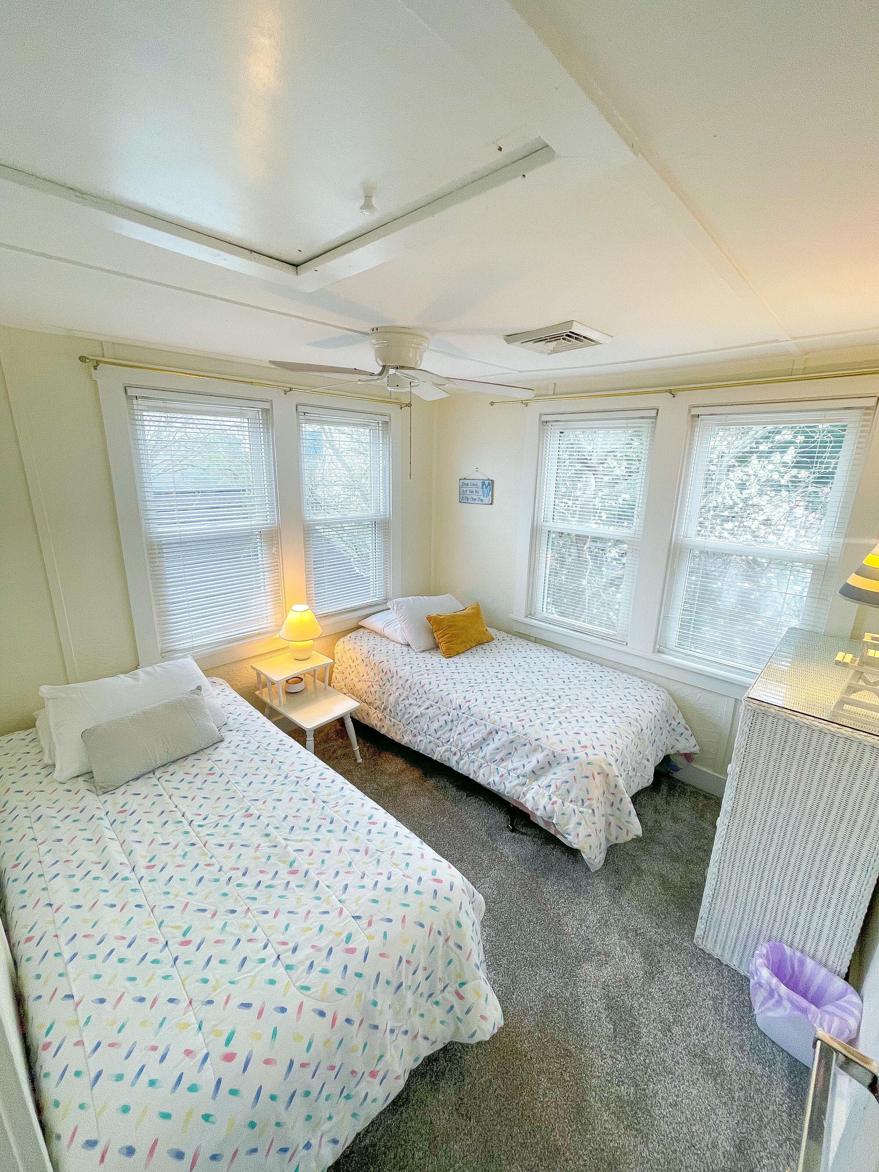 Casa Junior | Private Downtown Rehoboth Apartment just 1 block to the beach!