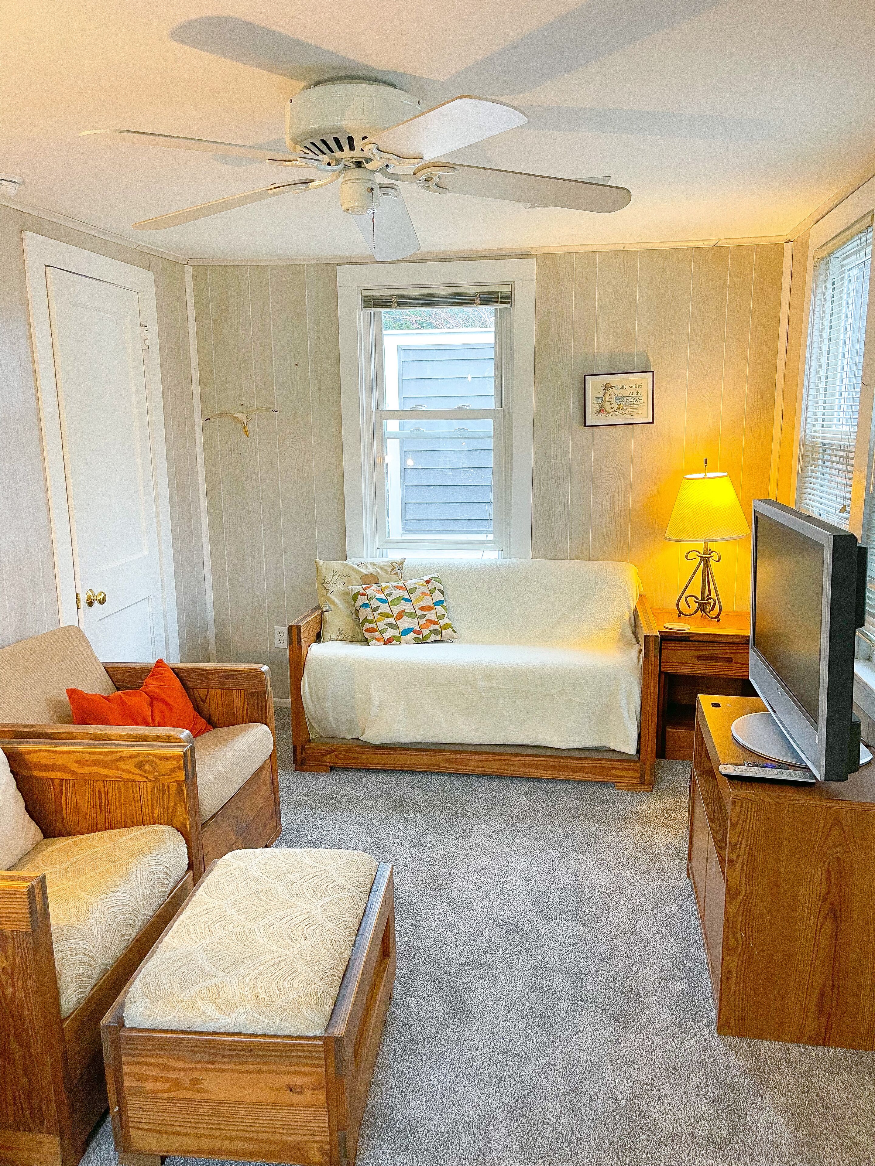 Casa Junior | Private Downtown Rehoboth Apartment just 1 block to the beach!