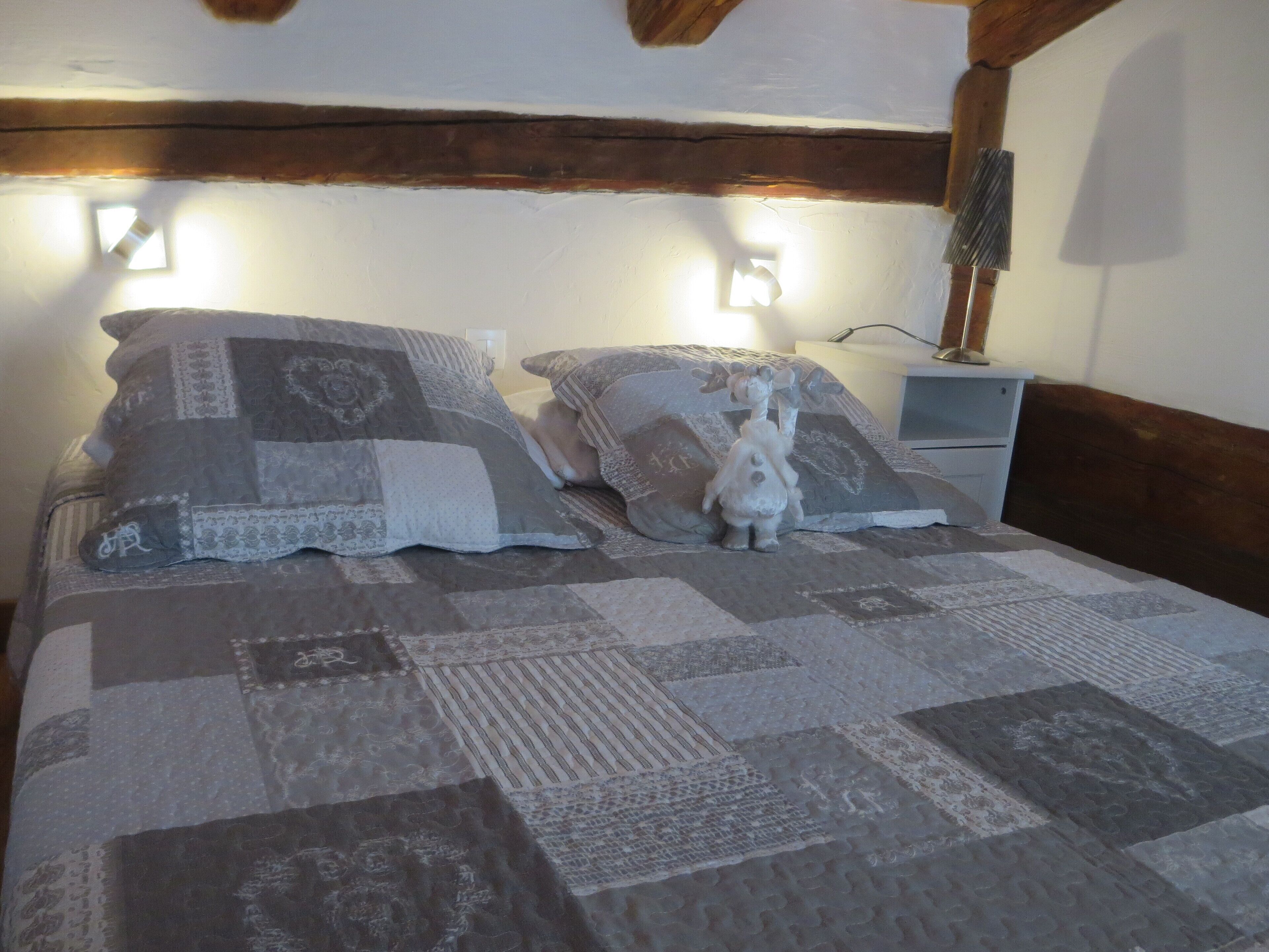 4 bedrooms, iron/ironing board, travel cot, free WiFi