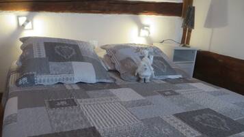 4 chambres, fer et planche Ă repasser, lit parapluie, Wi-Fi gratuit