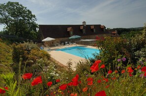 A heated pool - Villa with heated swimming pool in Dordogne near Lascaux cave and Sarlat (La Chapelle-Aubareil)