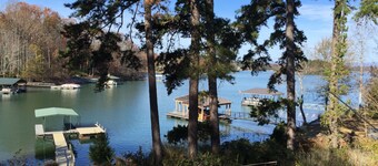 Enjoy Paradise on Lake Keowee