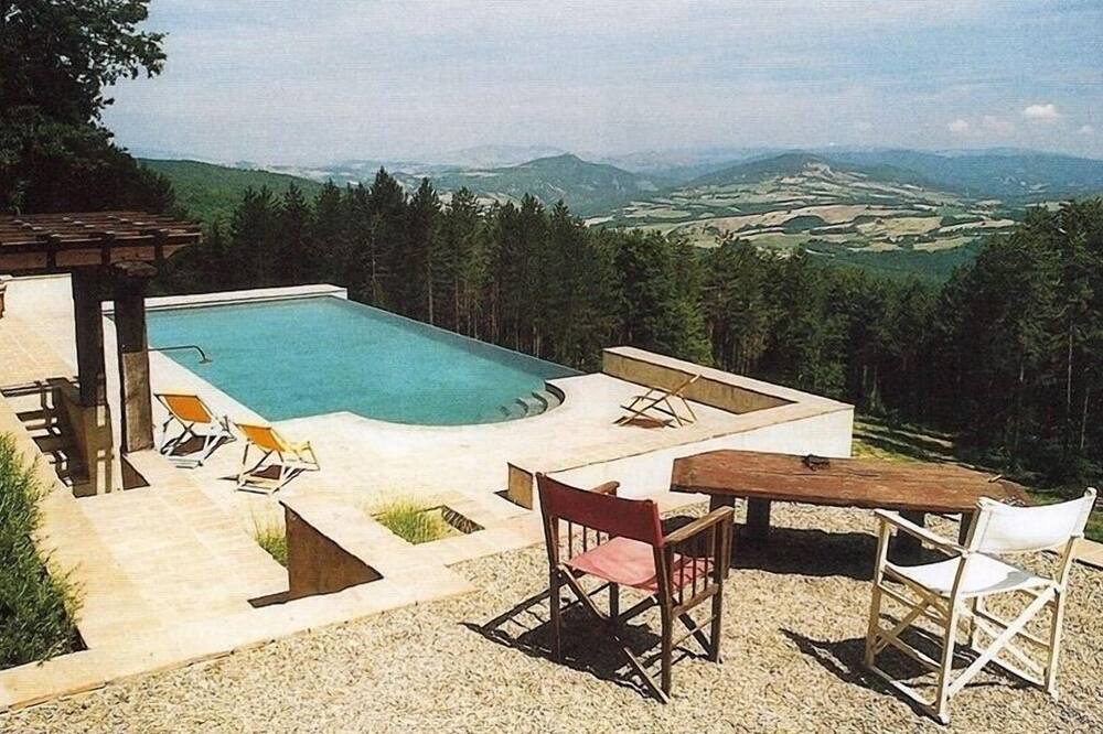 Architectural Digest Masterpiece 18th Century Tuscan Villa