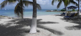 Appartamento T2 molto funzionale sulla spiaggia con vista mare