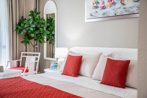 1 chambre, coffres-forts dans les chambres, bureau