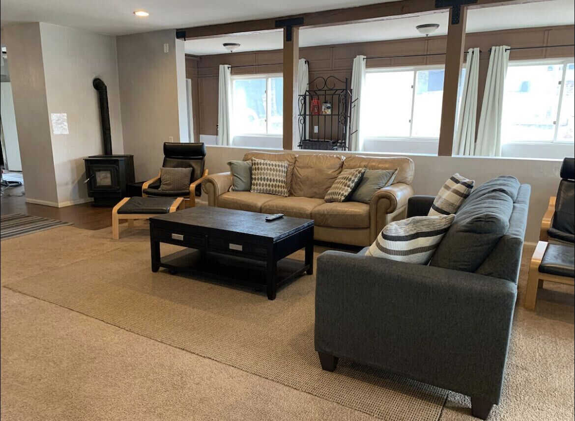 Create lasting Memories - Secluded Cabin.  Sleeps 12