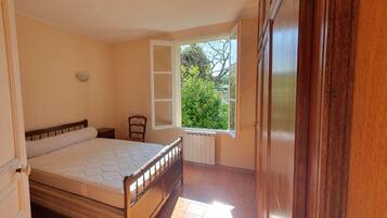 2 soverom, reiseseng for barn og wi-fi